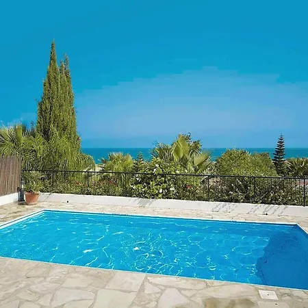 Antigoni Villa Polis
